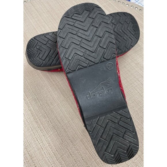 Dansko Red Wool Embroidered Shoes Clogs Size 7.5 SKU 1479 - Picture 5 of 5